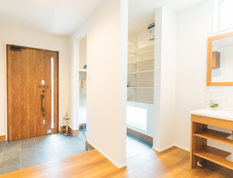 Entrance　写真6
