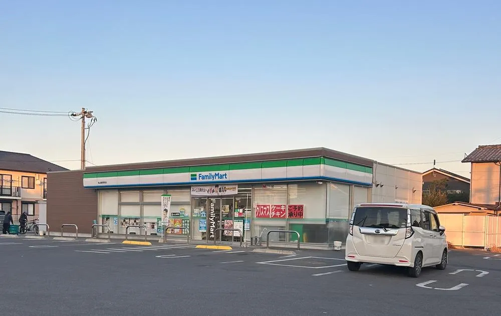 ファミリーマート 岡山藤原西町店まで128m