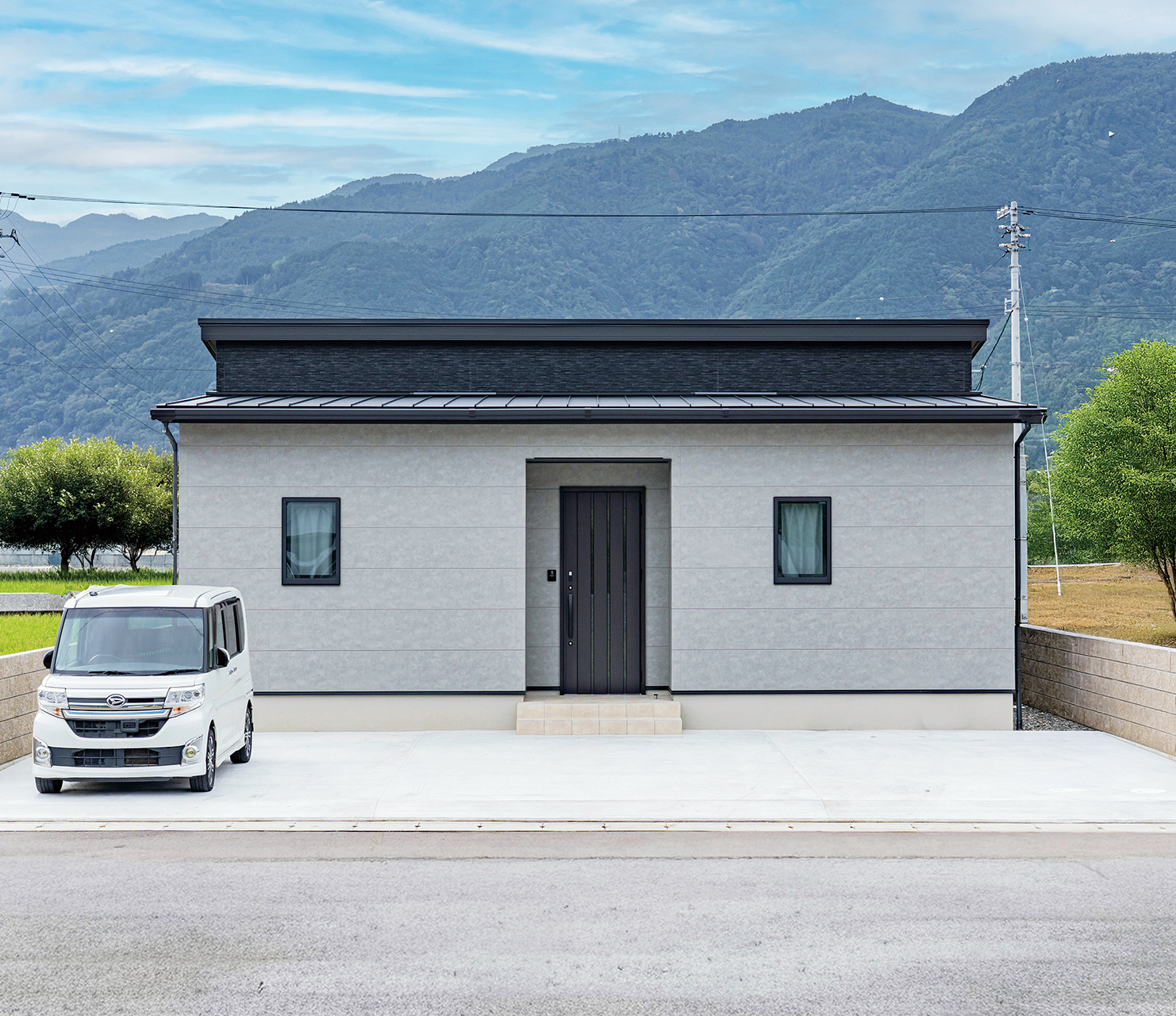 アイキャッチ画像：ラク家事動線で快適！お子様ものびのび過ごせる中庭付きの平屋。